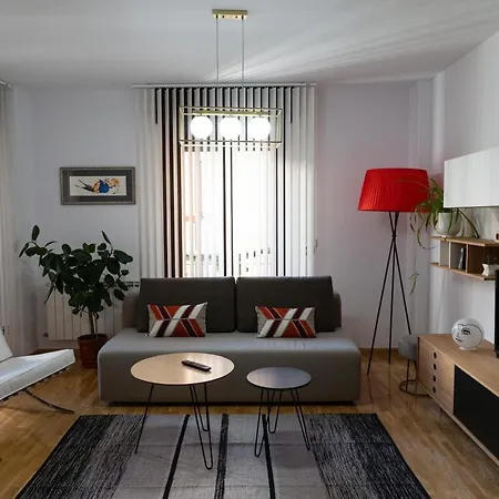 Doncellas Apartamento *